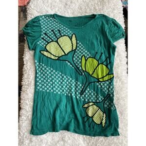 Echo Park girls sz. 16 green sz. XL green short sleeved flower tee. Soft stretch